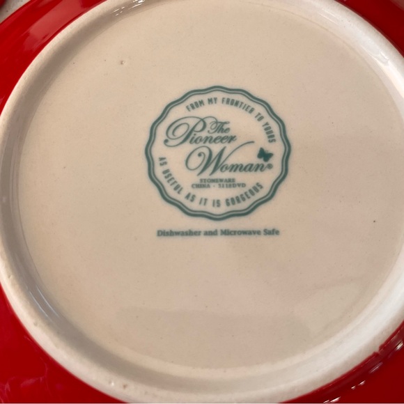 The Pioneer Woman Two 2 Christmas Cheerful Rose Cowboy Boots Dessert Plates Set2 - Picture 4 of 6